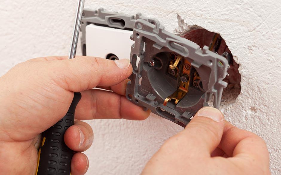 tarifs électricien Suresnes